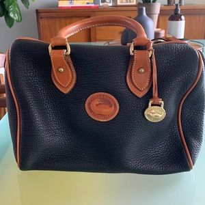 Dooney & Bourne Boston style bag